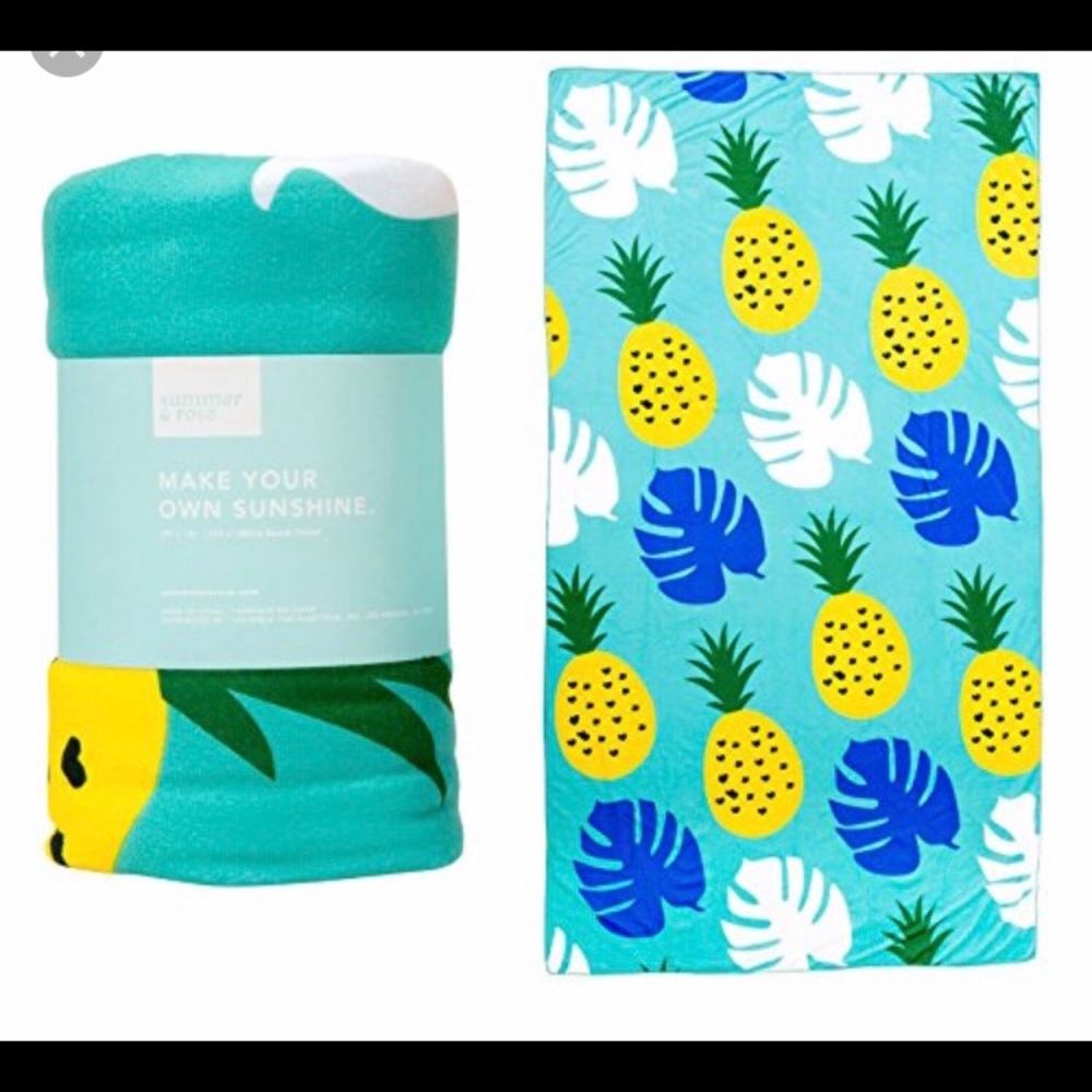 Summer and rose beach towel